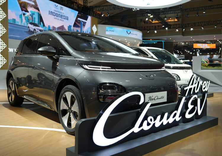 New Cloud EV