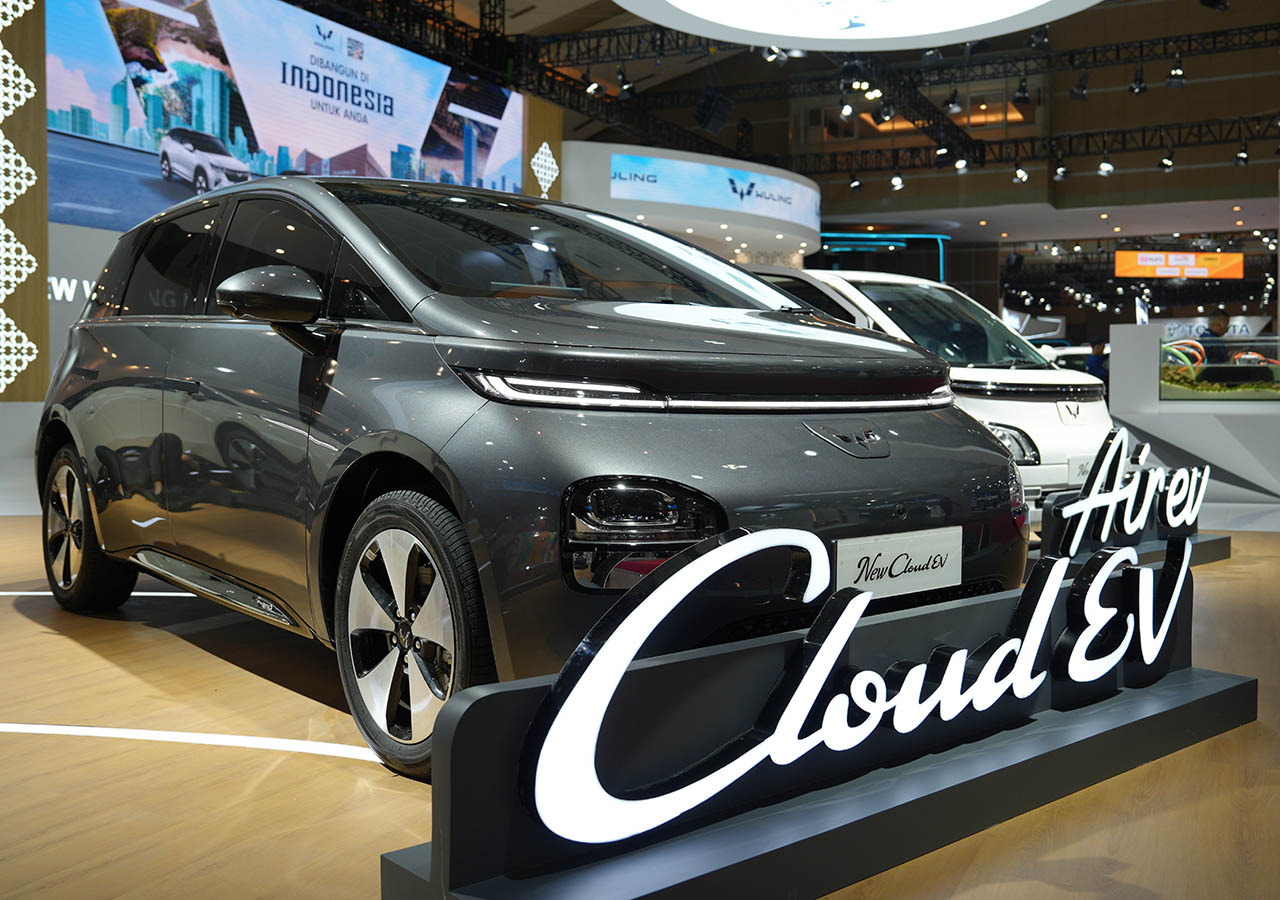 New Cloud EV