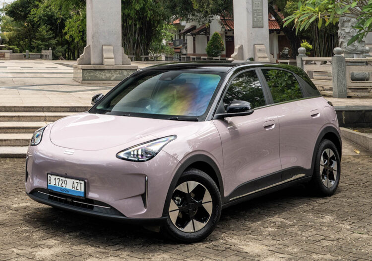 Geely EX2